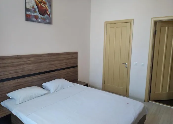 Best Season Apart Hotel