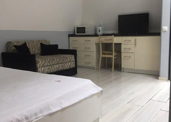 Best Season Apart Hotel