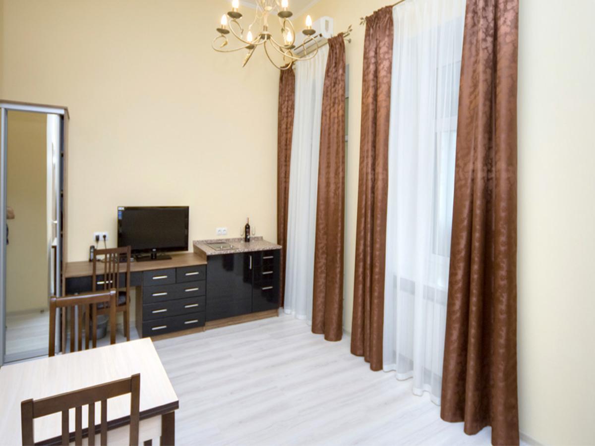 فندق بيست سيزون أبارت هوتل 3*