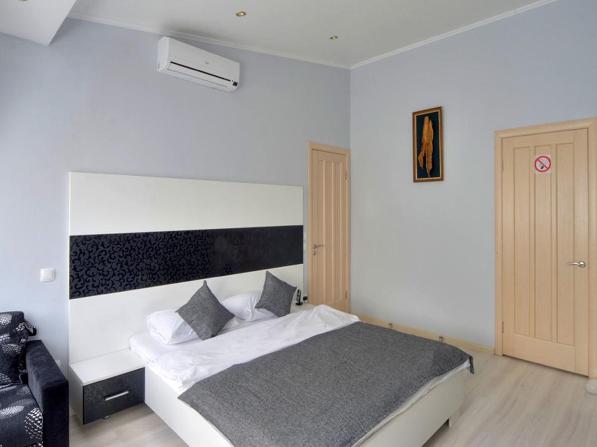 Season Hotel Kiew