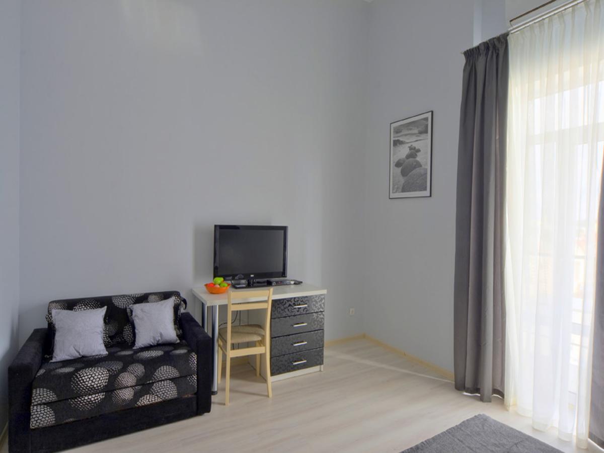 فندق بيست سيزون أبارت هوتل 3*